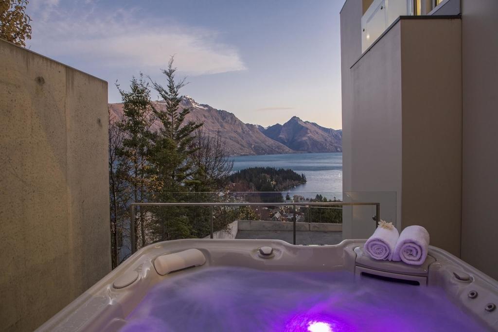 Villa De Luxe, A Relax It'S Done Luxury Holiday Home Queenstown Exterior foto